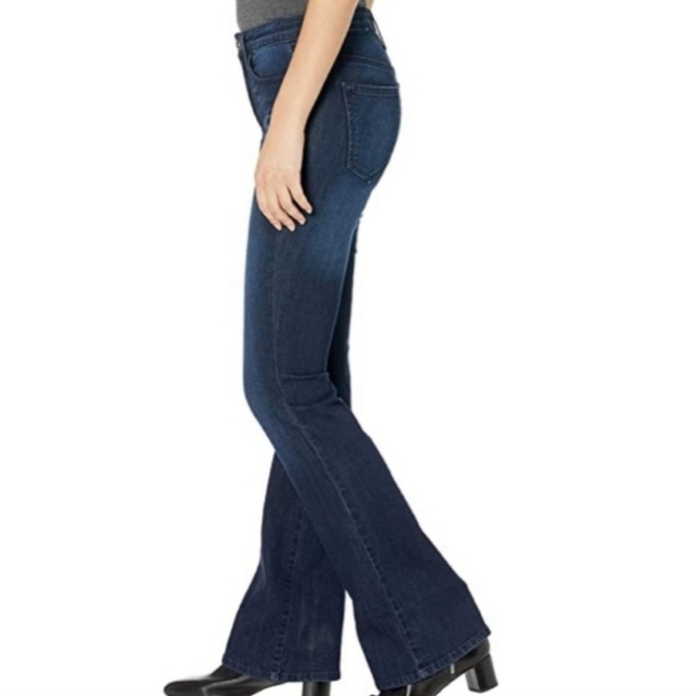 Jessica Simpson Rockin Curvy Boot Jeans (Lighter Than First Photo) Size 29